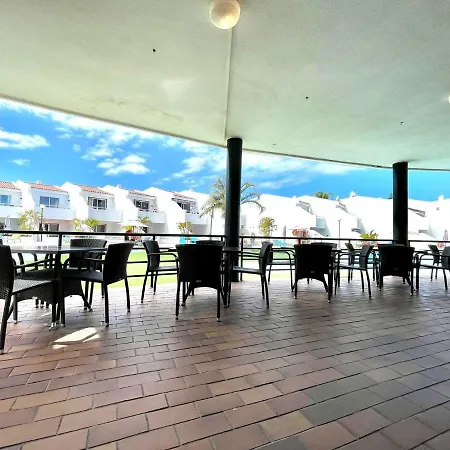 Estudio Con Bonita Vista, Wifi,piscina,cerca Playa Em Tenerife Sur Lägenhet