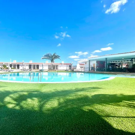 Estudio Con Bonita Vista, Wifi,piscina,cerca Playa Em Tenerife Sur Lägenhet